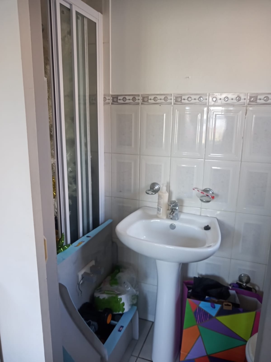 2 Bedroom Property for Sale in Manor Heights Eastern Cape